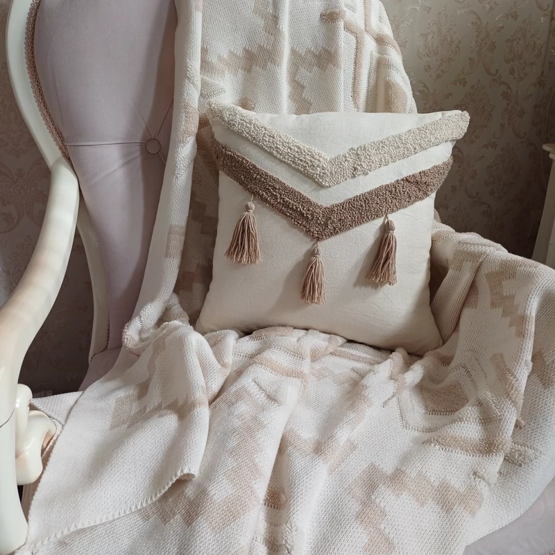 طرح منگوله دار