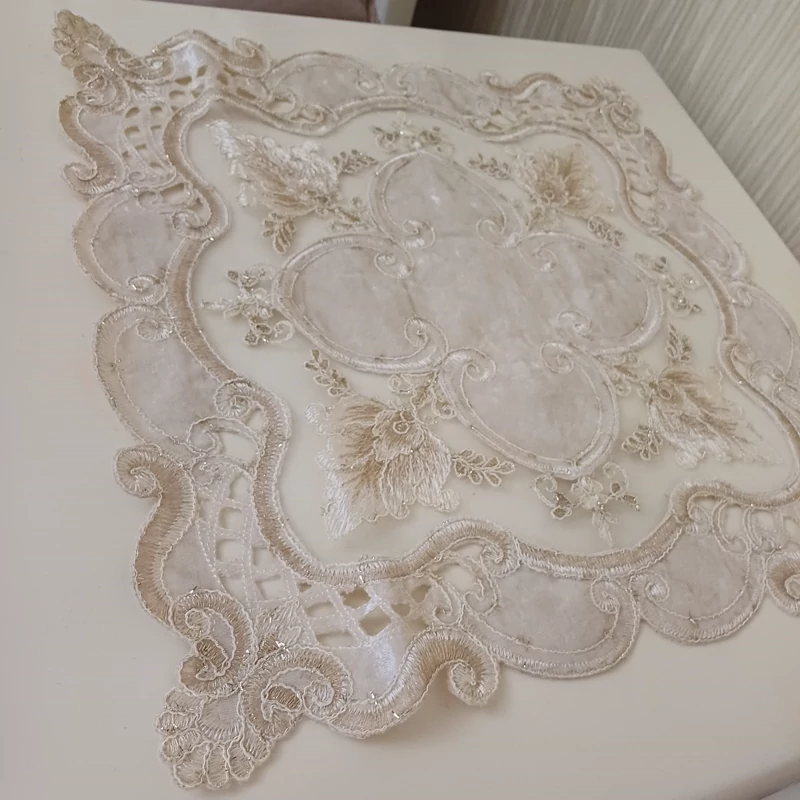 رومیزی مربع جلومبلی مخصوص جلومبلی و دکوراسیون