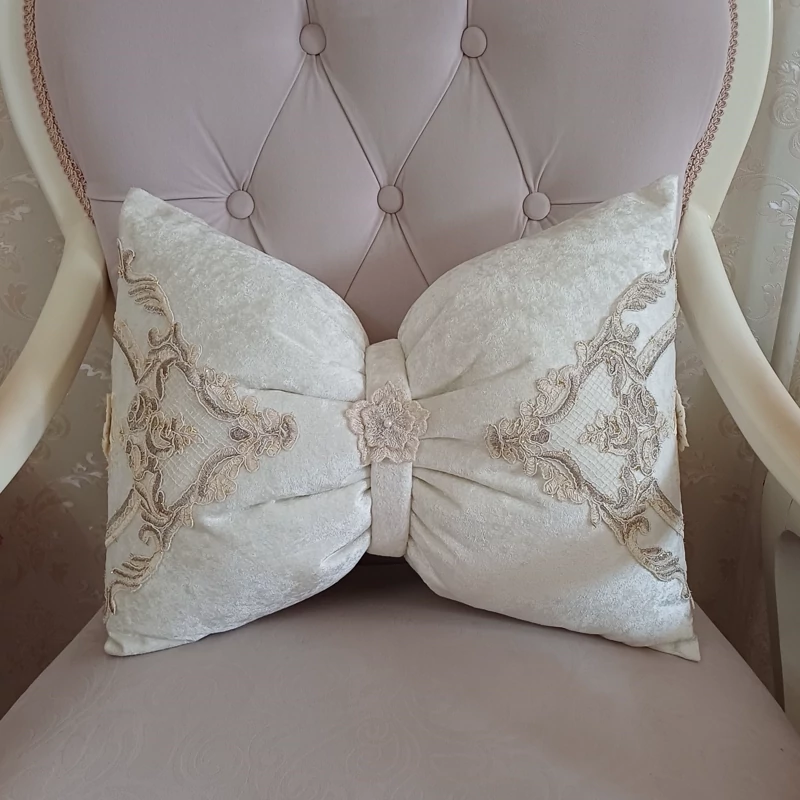 کوسن پاپیون دانتل گل برجسته در رنگبندی دلخواه