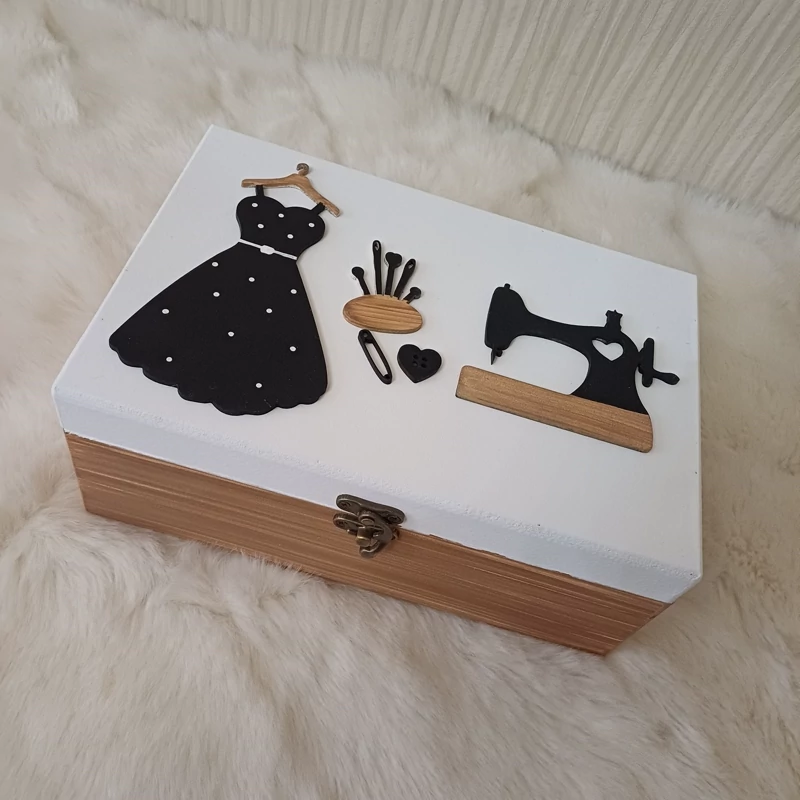 جعبه لوازم خیاطی سه خانه قفلدار