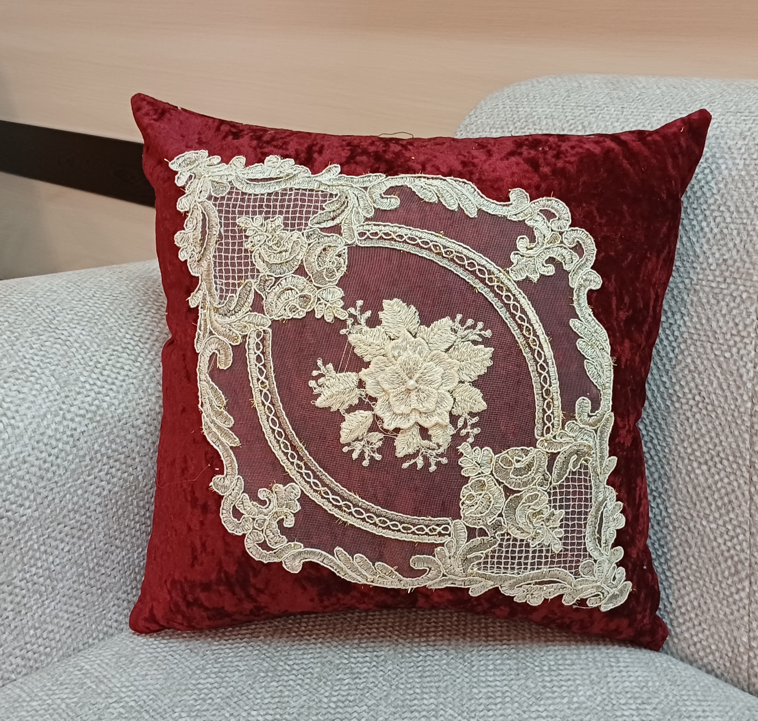 کوسن دانتل جهیزیه پرشده