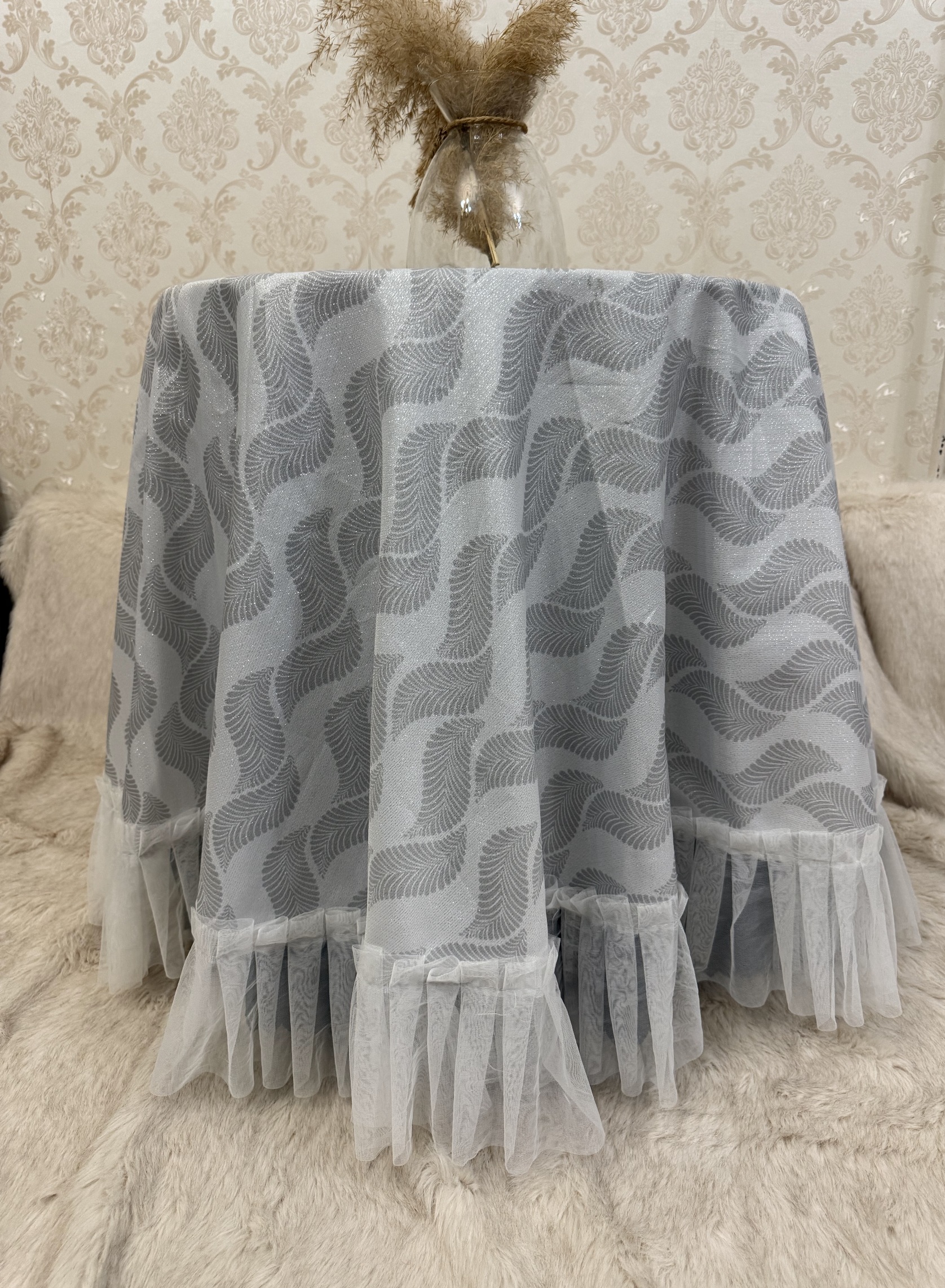 رومیزی گرد توری ۲متری مخصوص میز نهارخوری گرد و میز خاطره