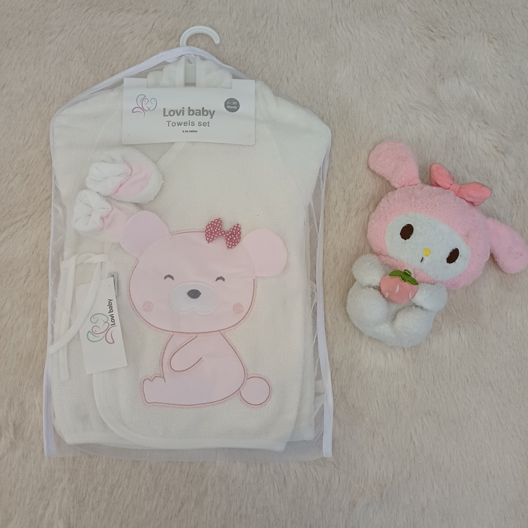 ست سیسمونی نوزادی دخترانه 6 تیکه طرح خرس پاپیون دار رنگ صورتی با بسته بندی فانتزی مارک lovi baby