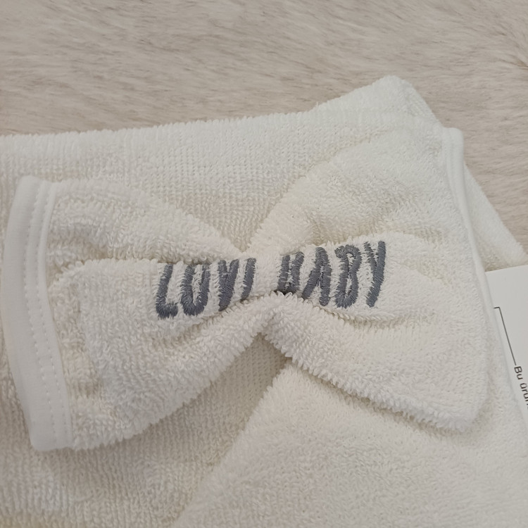 ست سیسمونی نوزادی پسرانه 6 تیکه طرح خرس پاپیون دار رنگ توسی با بسته بندی فانتزی مارک lovi baby