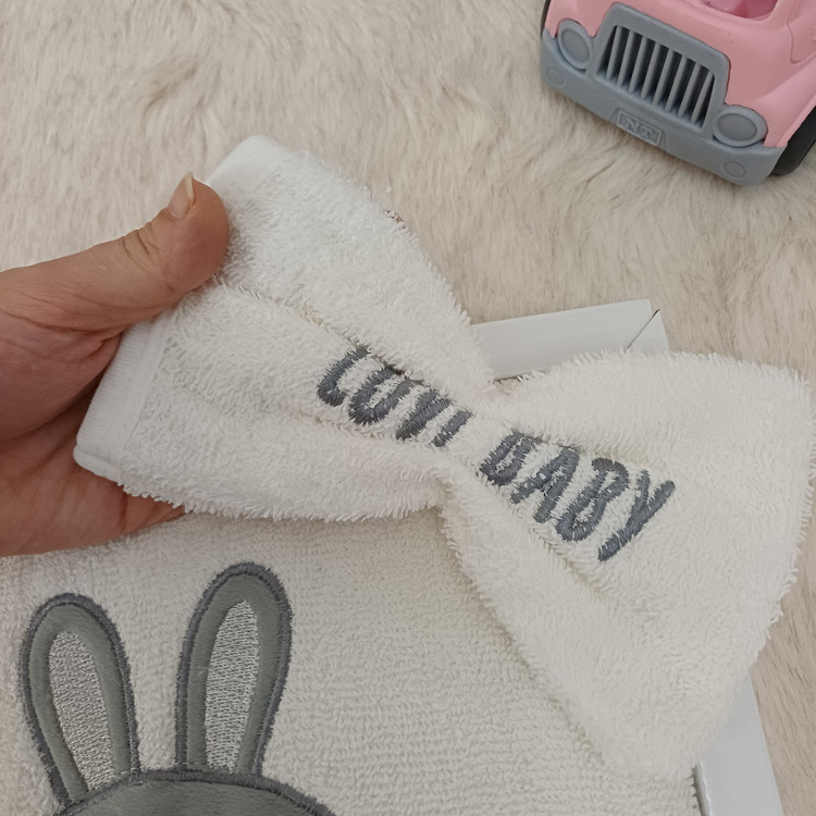 ست سیسمونی نوزادی پسرانه 4 تیکه طرح خرگوش رنگ توسی با جعبه مارک lovi baby