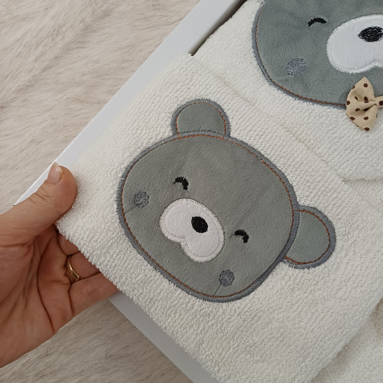 ست سیسمونی نوزادی پسرانه 4 تیکه طرح خرس رنگ توسی با جعبه مارک lovi baby