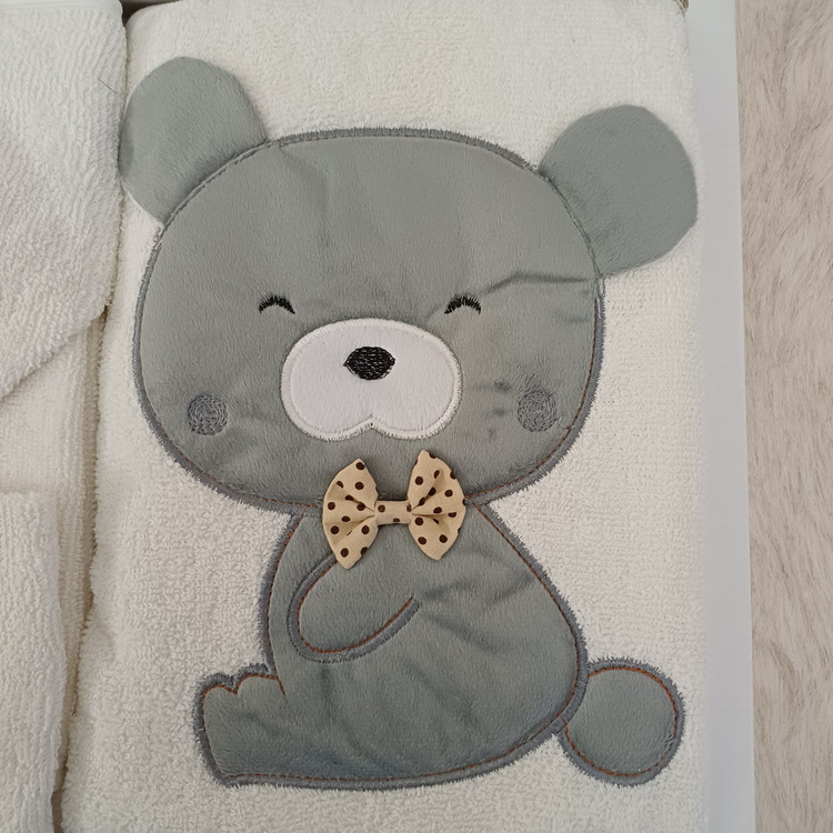 ست سیسمونی نوزادی پسرانه 4 تیکه طرح خرس رنگ توسی با جعبه مارک lovi baby