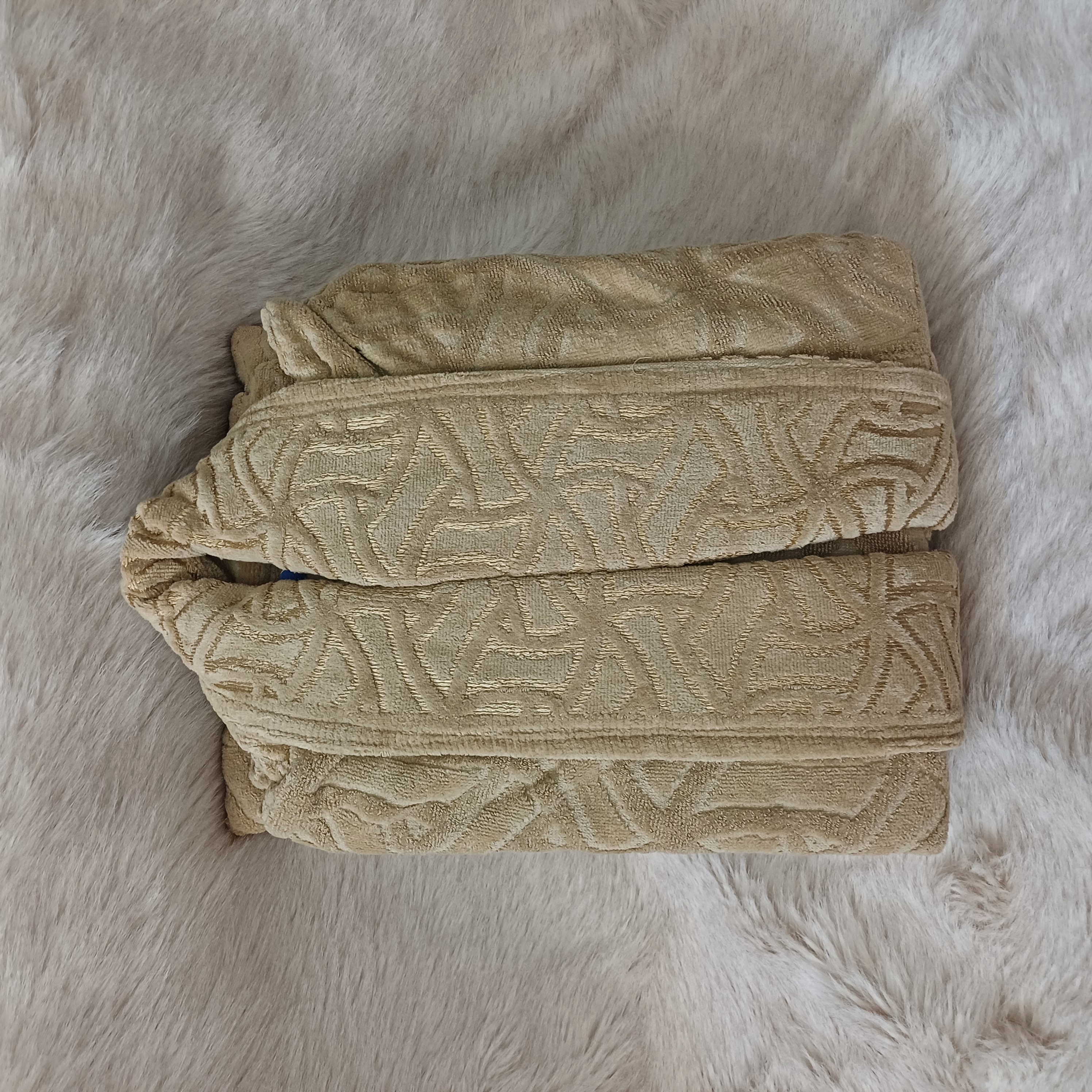 حوله تنپوش زنانه مردانه سایز xl سایز 135 رنگ کرمی طلایی