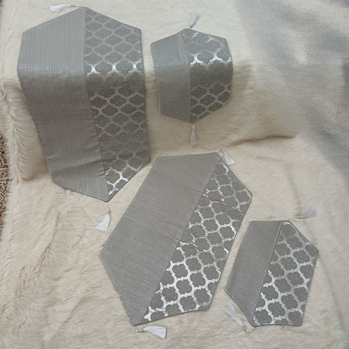ست رومیزی 4تکه (3تکه+رانر) طرح خاتون توسی