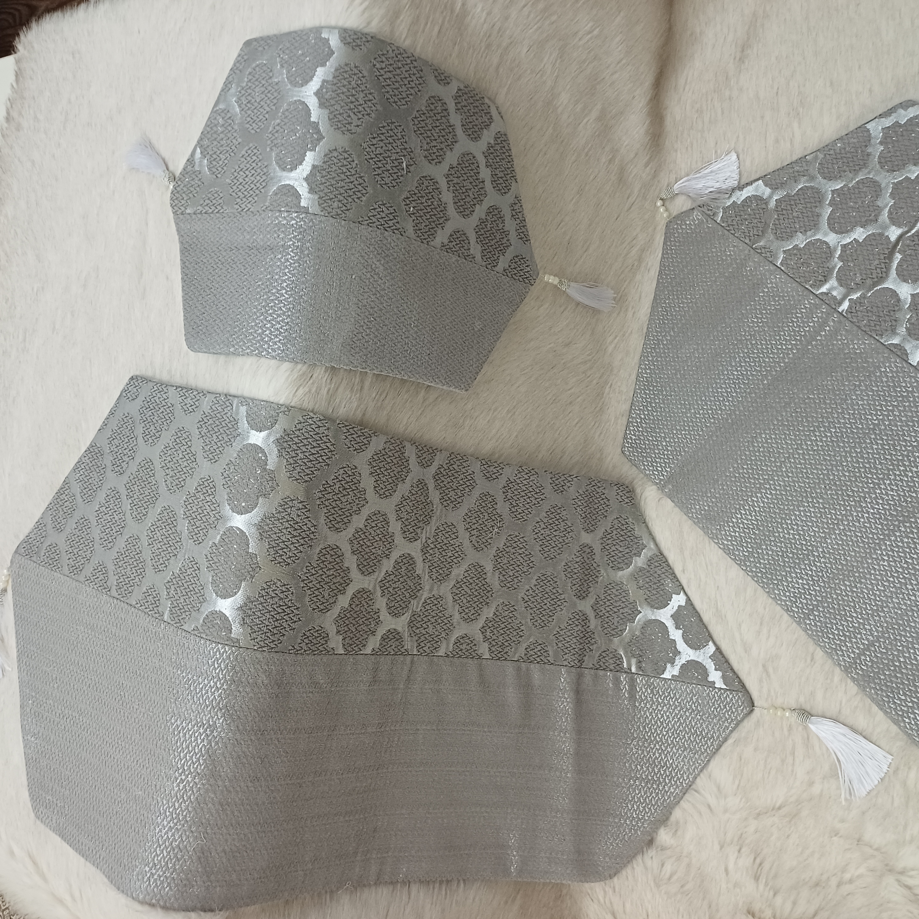 ست رومیزی 4تکه (3تکه+رانر) طرح خاتون توسی